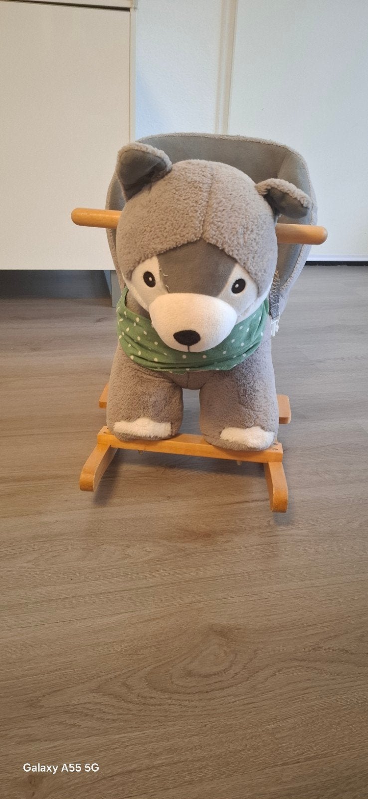 Schattige houten hobbelwolf voor baby's en peuters, Ophalen, Gebruikt, Overige typen, Met geluid
