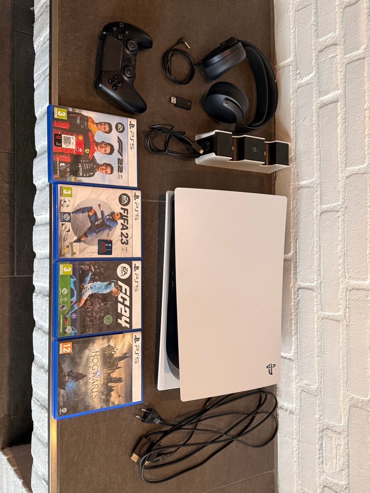 Ps5 disc editie met accesoires, Met games, Overige kleuren, Ophalen of Verzenden, Zo goed als nieuw