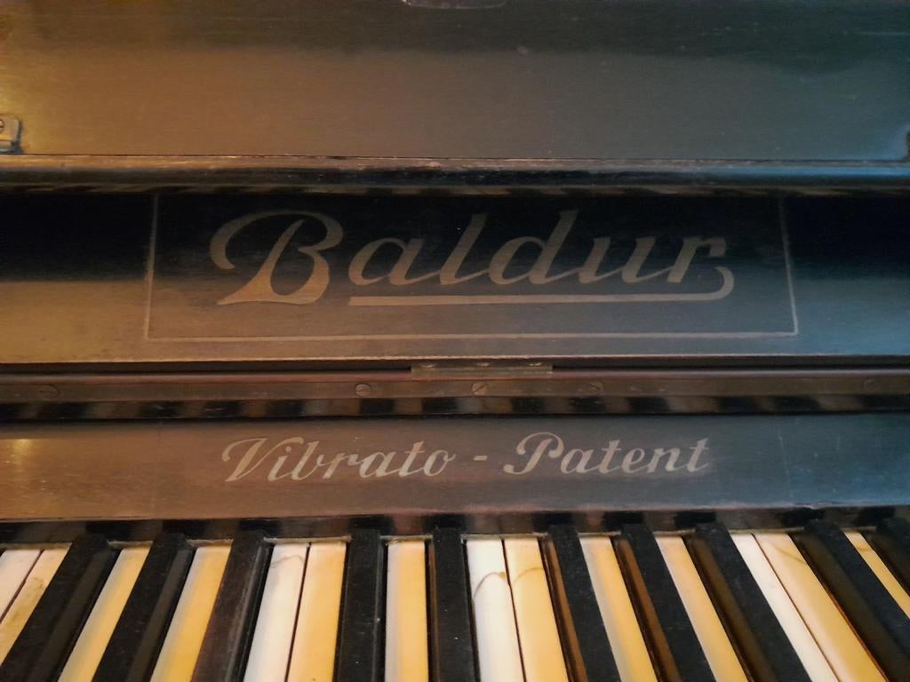 Klassieke Baldur Piano, Ophalen, Gebruikt, Zwart