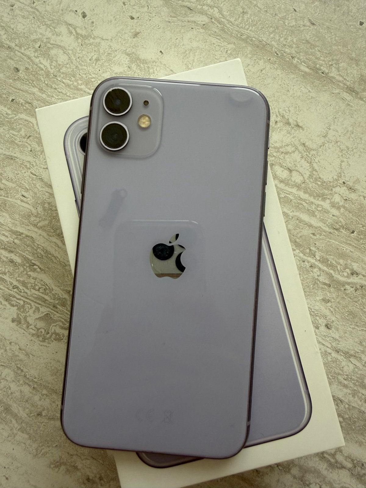 iPhone 11 64GB Paars lila, Telecommunicatie, Mobiele telefoons | Apple iPhone, Ophalen, Paars, IPhone 11, Zo goed als nieuw