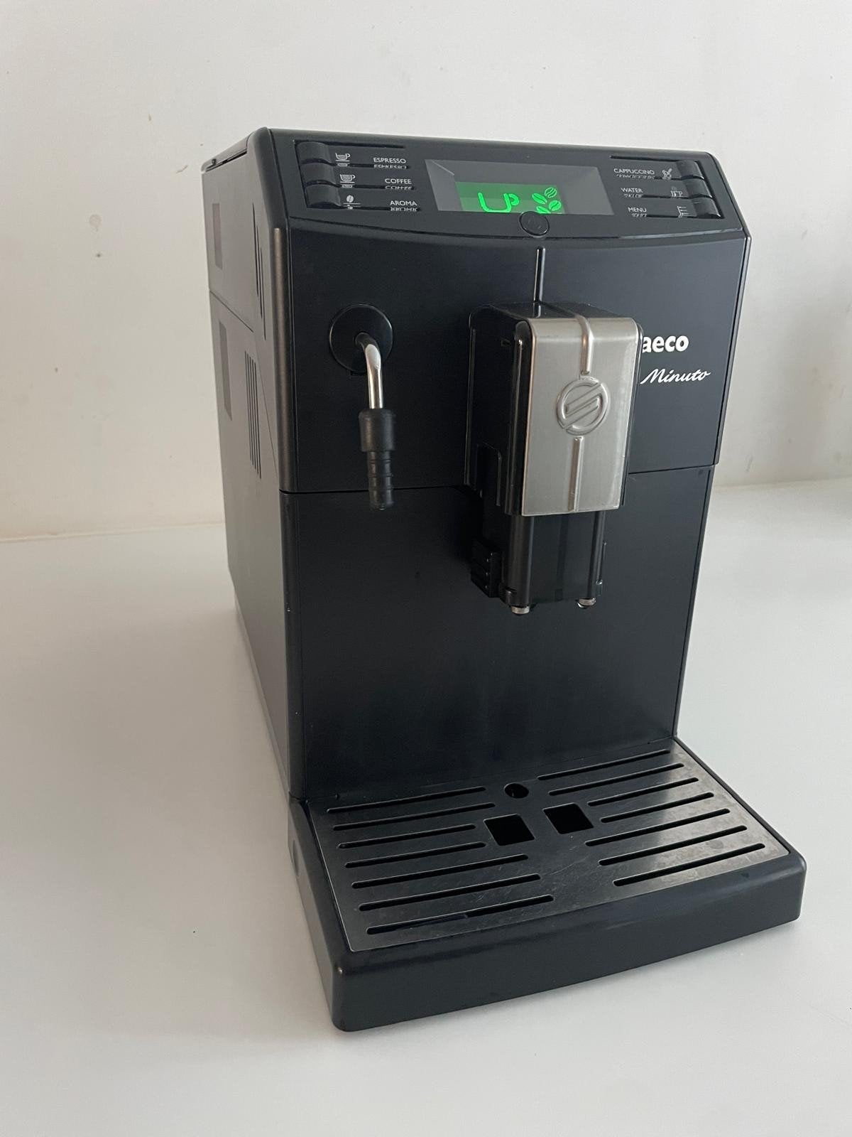 Saeco Minuto HD8762 Volautomatische Espressomachine, Ophalen, Gebruikt, 10 kopjes of meer, Koffiemachine