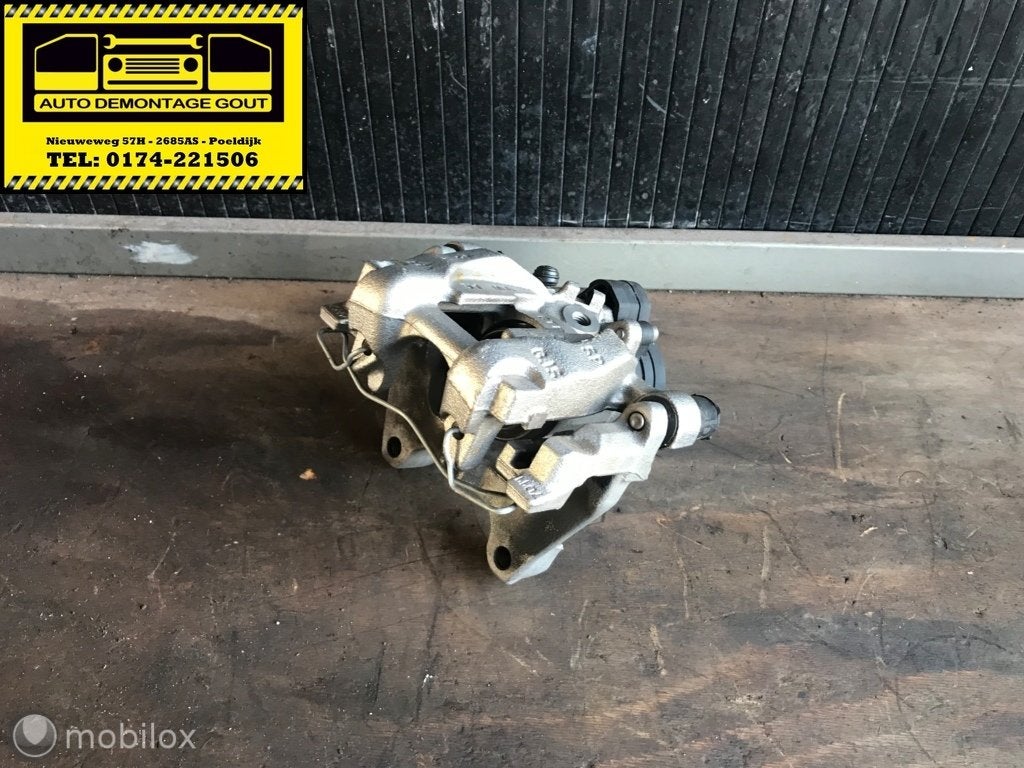 Volkswagen Passat B8 Remklauw Rechts Achter 3Q0615406, Auto-onderdelen, Gebruikt, Volkswagen, Ophalen of Verzenden, Volkswagen