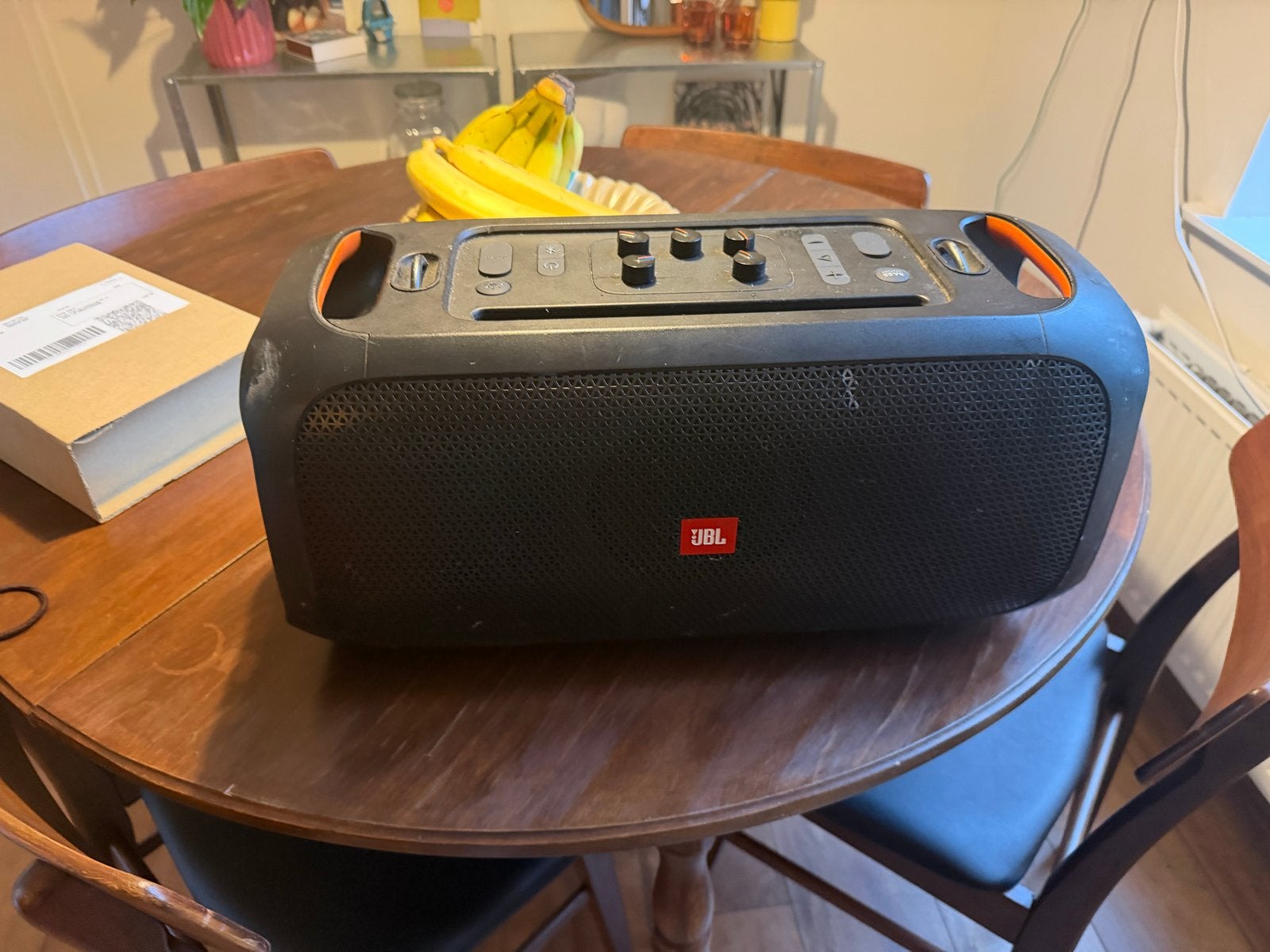 Foto 5 van JBL Partybox 100 - Draagbare Party Speaker met Lichteffecten