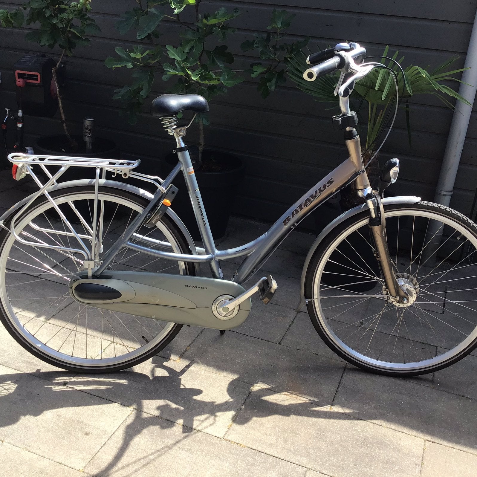 Damesfiets, Ophalen of Verzenden, Zo goed als nieuw
