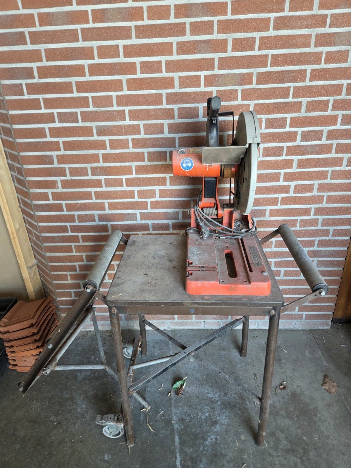 Ridgid 590-L Afkortzaag - 2200W Krachtige Metaalzaag, Ophalen, Gebruikt, 70 mm of meer, Afkortzaag