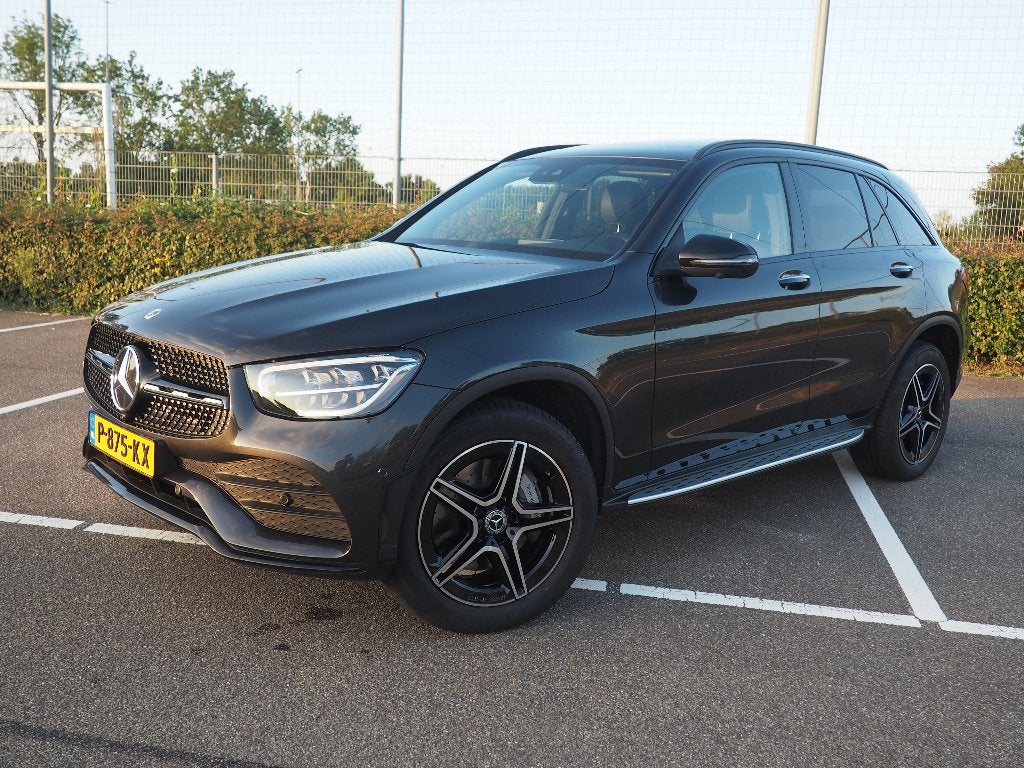 Mercedes-Benz GLC 300de 306pk 4MATIC 9G-TRONIC 2022 Grijs, Auto's, Automaat, 2000 kg, Lichtsensor, GLC