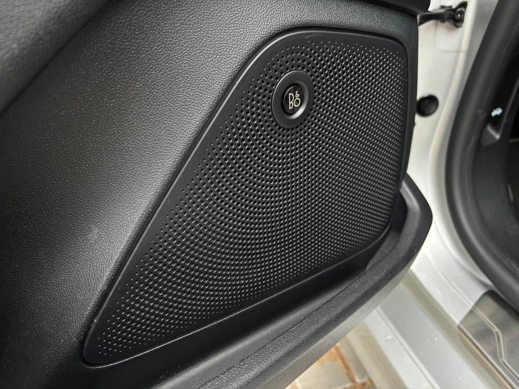 Ford FIESTA ST-3 Performance 200PK|Pano|B&O|Navi|Recaro, Voorwielaandrijving, Gebruikt, Alcantara, Handgeschakeld