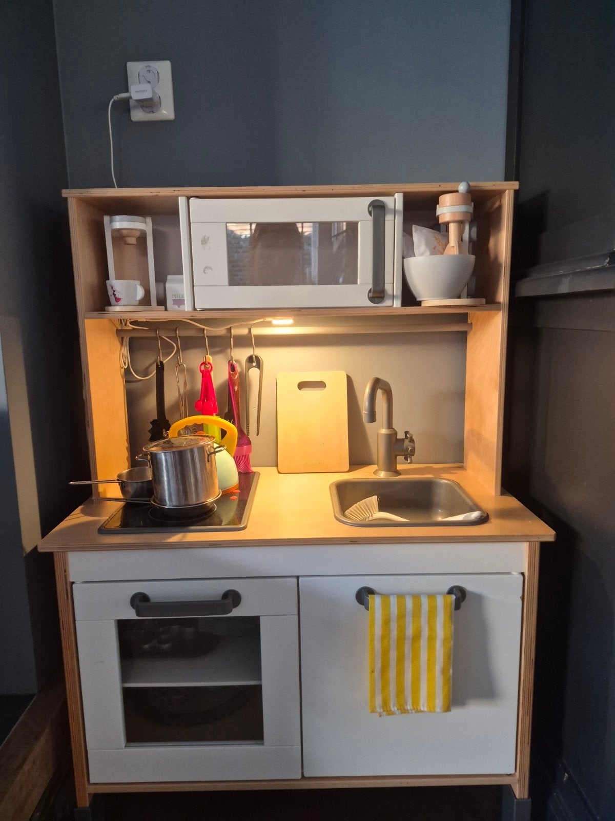 Ikea keukentje met keukenspullen, Ophalen, Hout, Speelkeuken