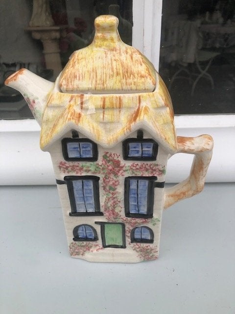 Theepot huisje, Ophalen, Zo goed als nieuw