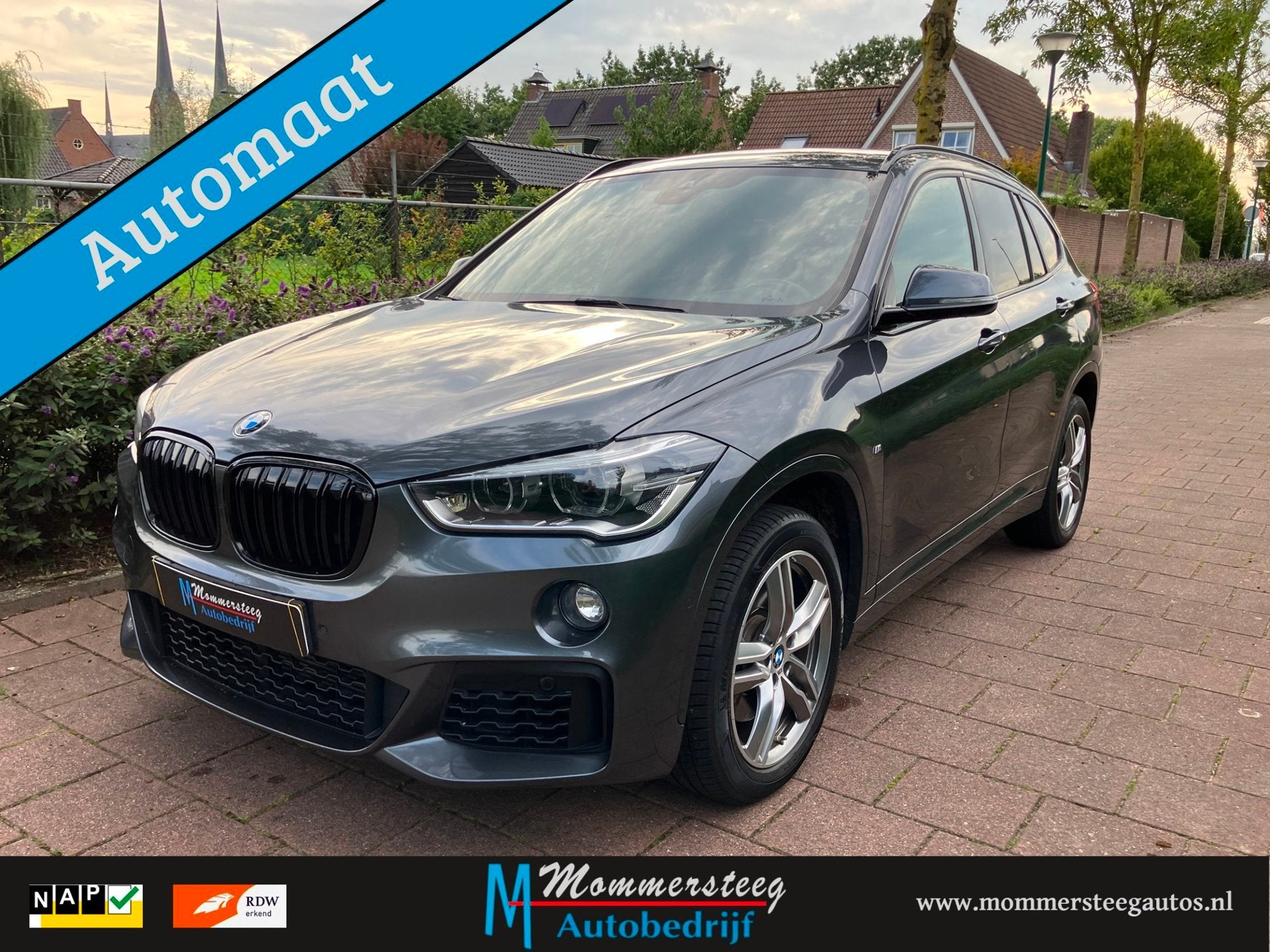 BMW X1 2.0i M.Sport Black S.drive, Auto's, Euro 6, Grijs, Parkeerassistent, SUV of Terreinwagen