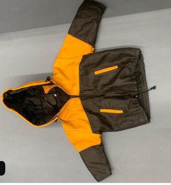 Stoere geel-zwarte jas met capuchon, Ophalen of Verzenden, Gedragen, Maat 38/40 (M), Geel