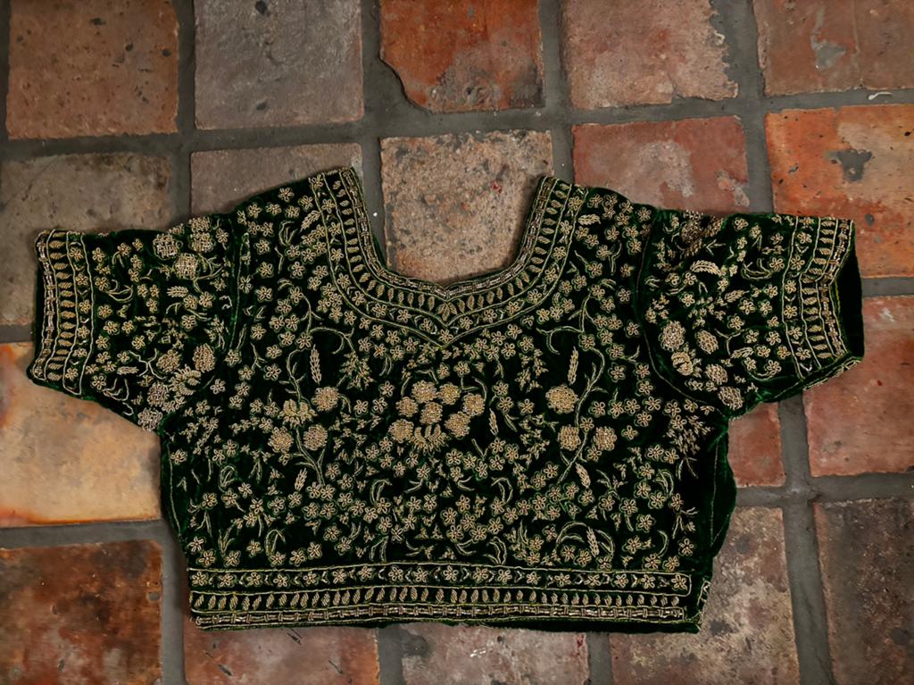 Handgeborduurd Sari voor vrouwen, Ophalen, Dames