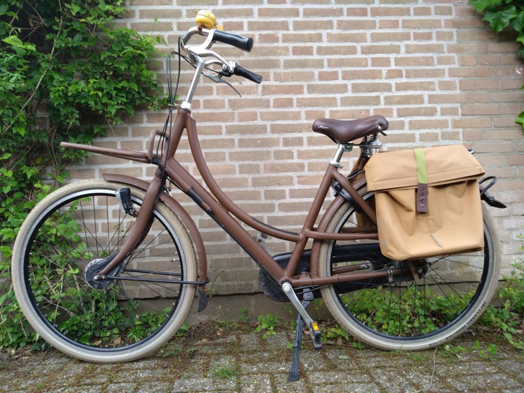 Azor damesfiets met fietstassen, framemaat 53, Fietsen en Brommers, Ophalen, Gebruikt, 47 tot 50 cm, Versnellingen