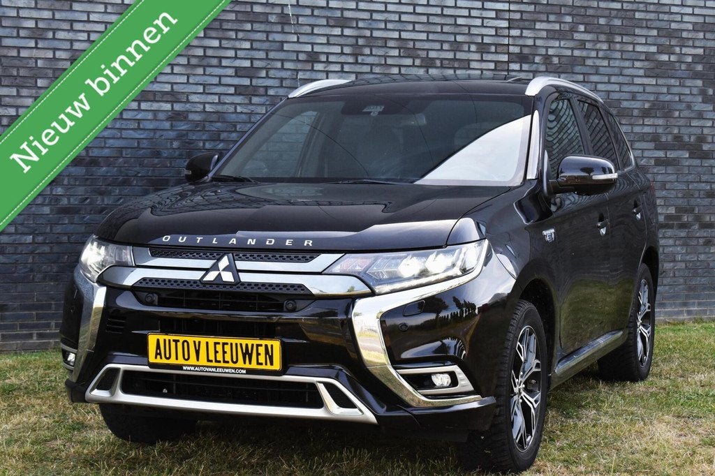 Mitsubishi Outlander 2.4 PHEV Diamand Edition LEDER VOL! 360, Auto's, Mitsubishi, Automaat, Euro 6, 4 cilinders, 1865 kg