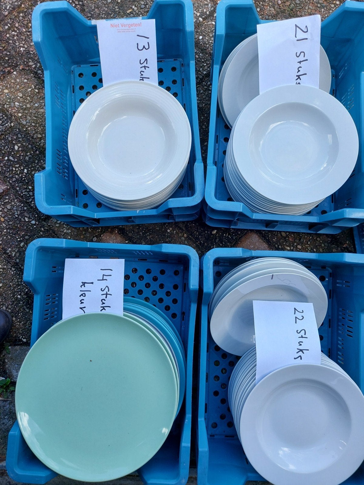 Diverse borden: diep, plat, en gekleurd - Grote partij, Ophalen, Gebruikt, Keramiek, Bord(en)