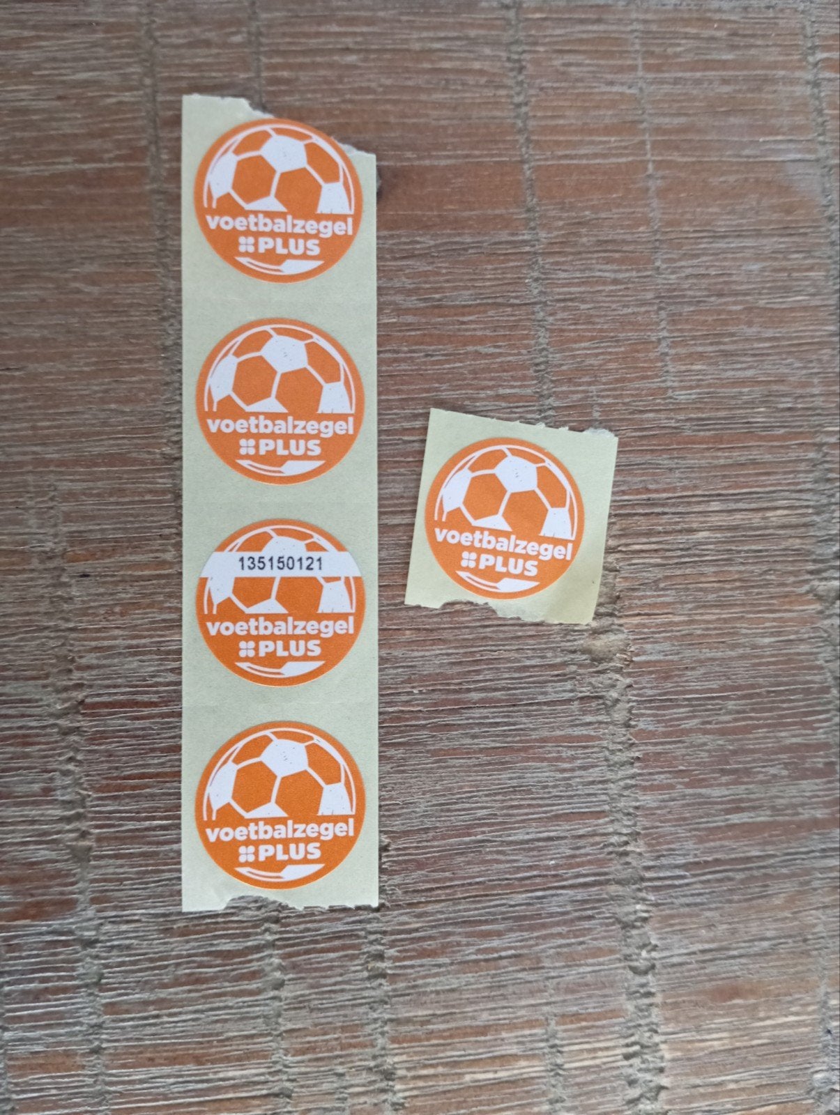 5 Plus voetbalzegels, Verzamelen, Supermarktacties, Plus, Ophalen of Verzenden
