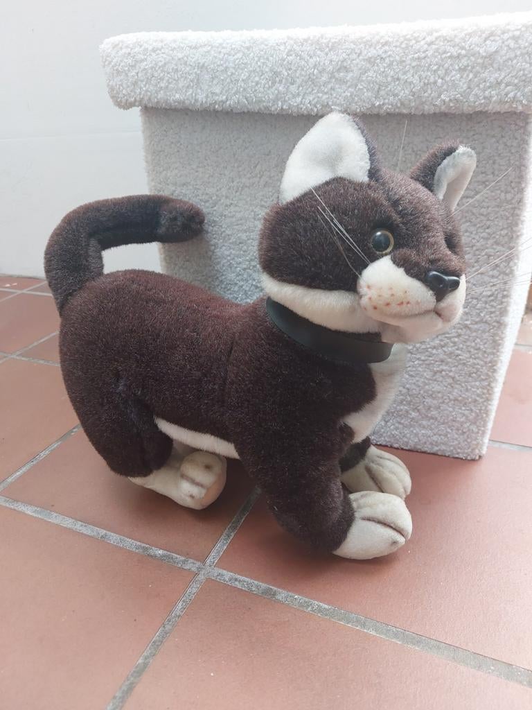 Francien katten knuffel - Bruine kat met halsband, Ophalen of Verzenden, Gebruikt