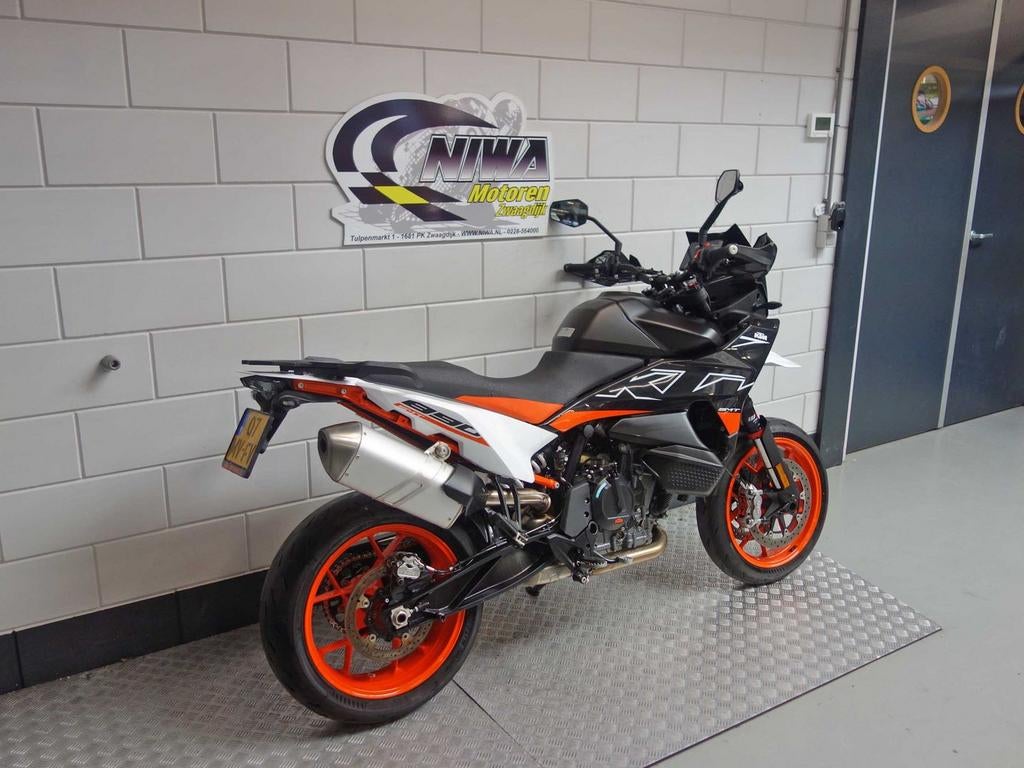 KTM 890 SMT, 2 cilinders, KTM, Motorrijbewijs A, Onbekend