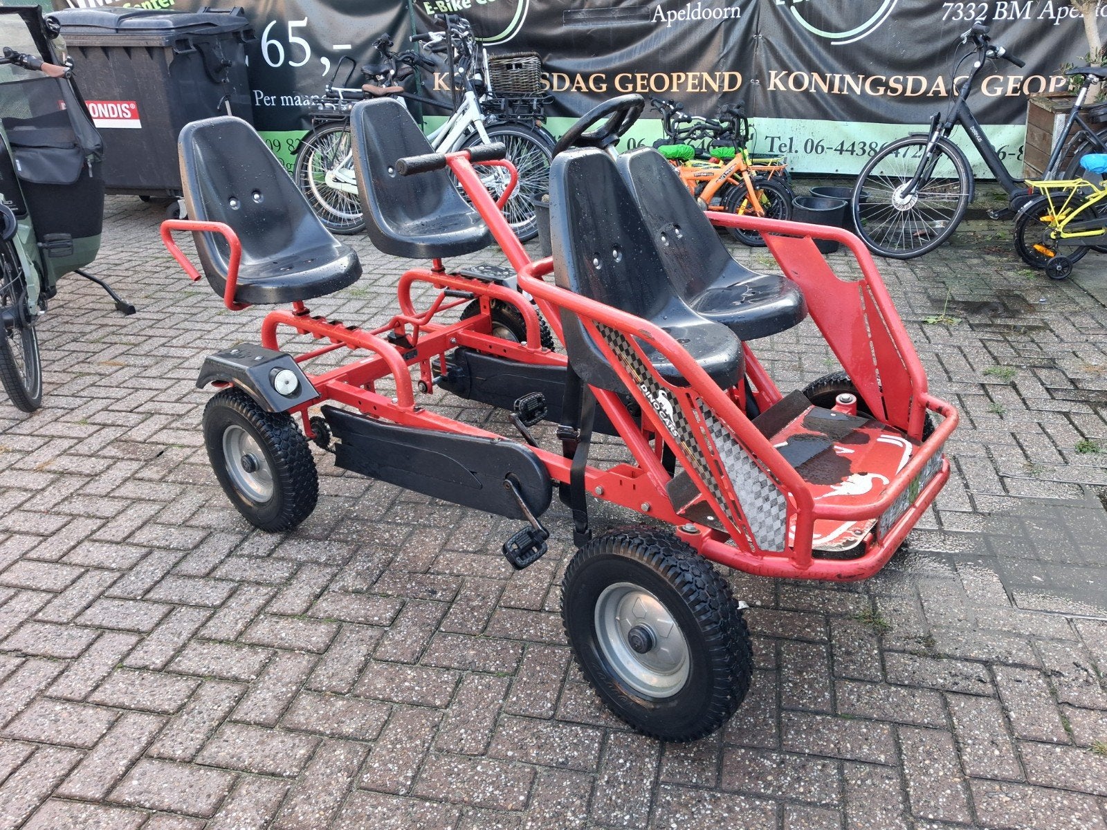 familie skelter dinocars 4 personen skelter 5 stuks, Ophalen, Overige merken