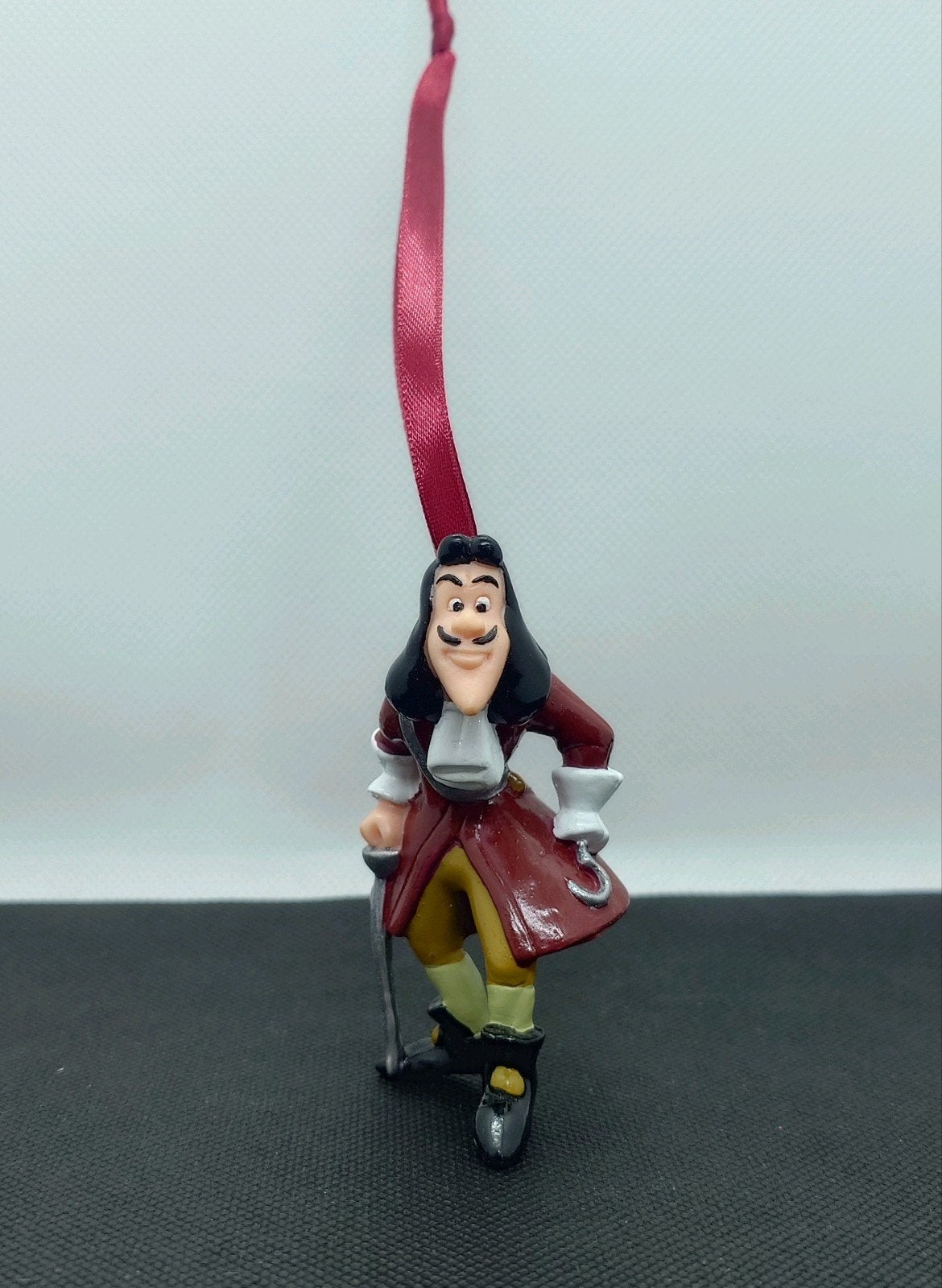 Disney Kapitein Haak kerst ornament hanger kerstbal, Ophalen of Verzenden, Peter Pan of Pinokkio, Zo goed als nieuw