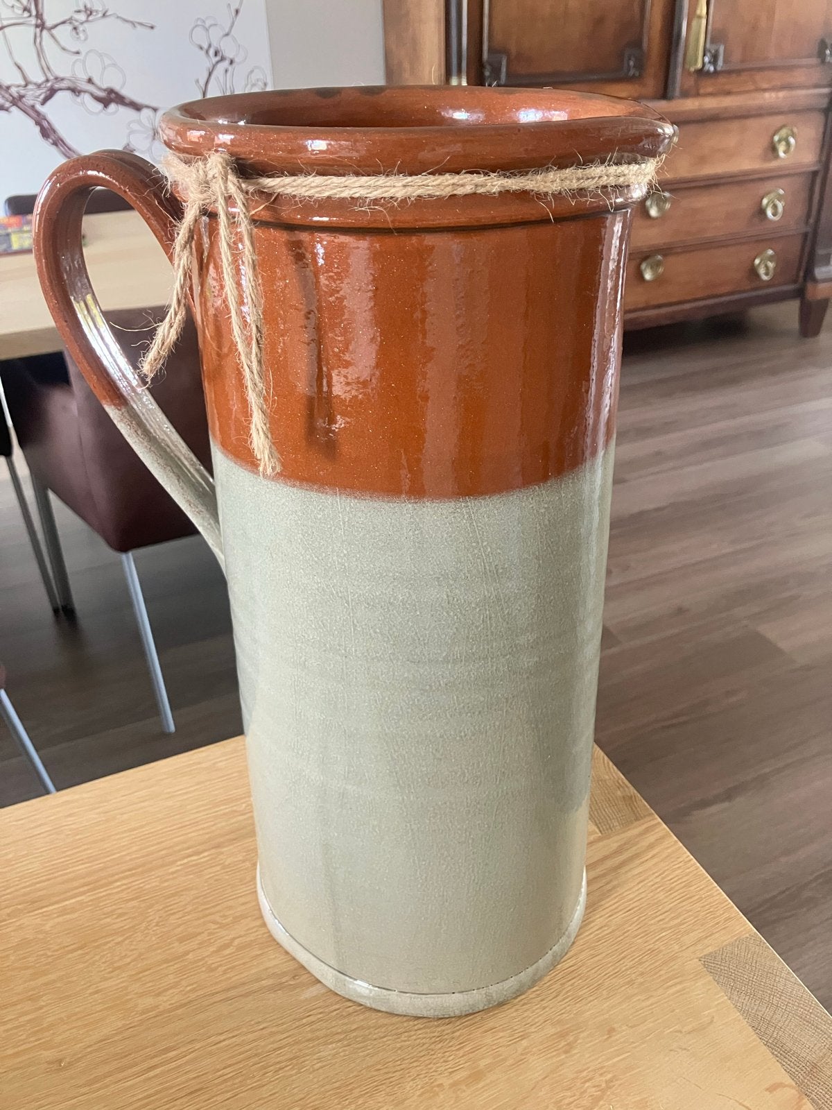 Grote vintage aardewerken kruik/vaas met handvat, Bruin, Geschikt voor droogbloemen, Nieuw, Ophalen of Verzenden