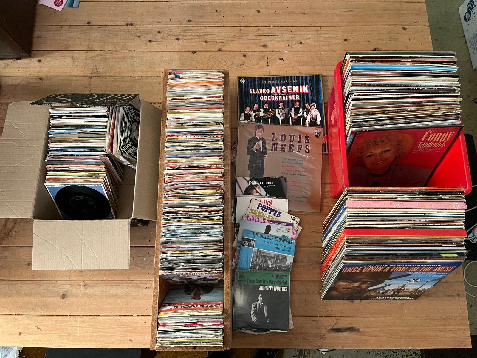 singles en lp.s alles mag opgehaald worden voor 60 euro, Ophalen, Zo goed als nieuw, Overige formaten