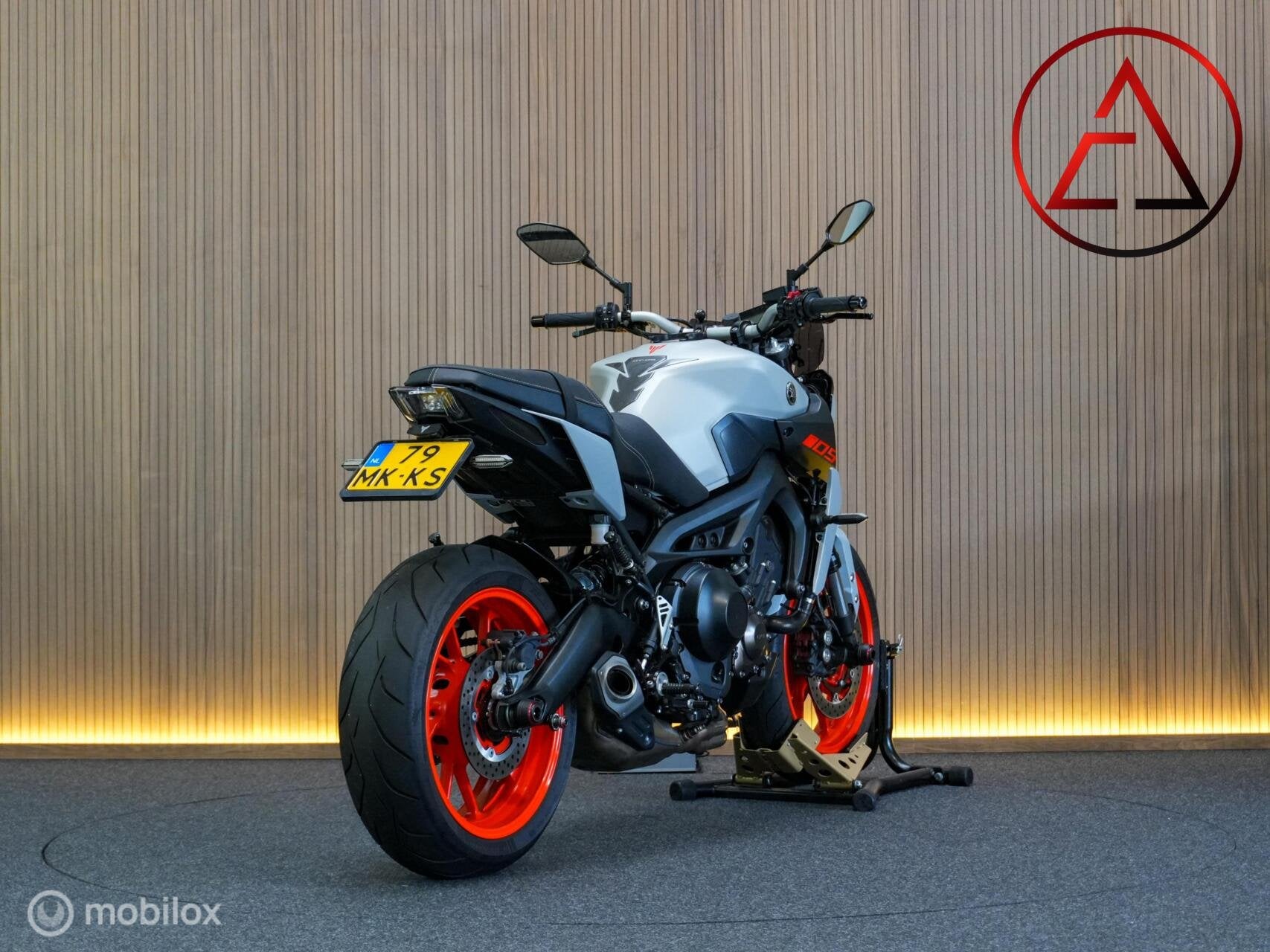 Yamaha MT-09 (2019) | 115pk | Night Fluo | Quickshifter, Info@yamaha.nl, 3225LD, Bedrijf, ABS