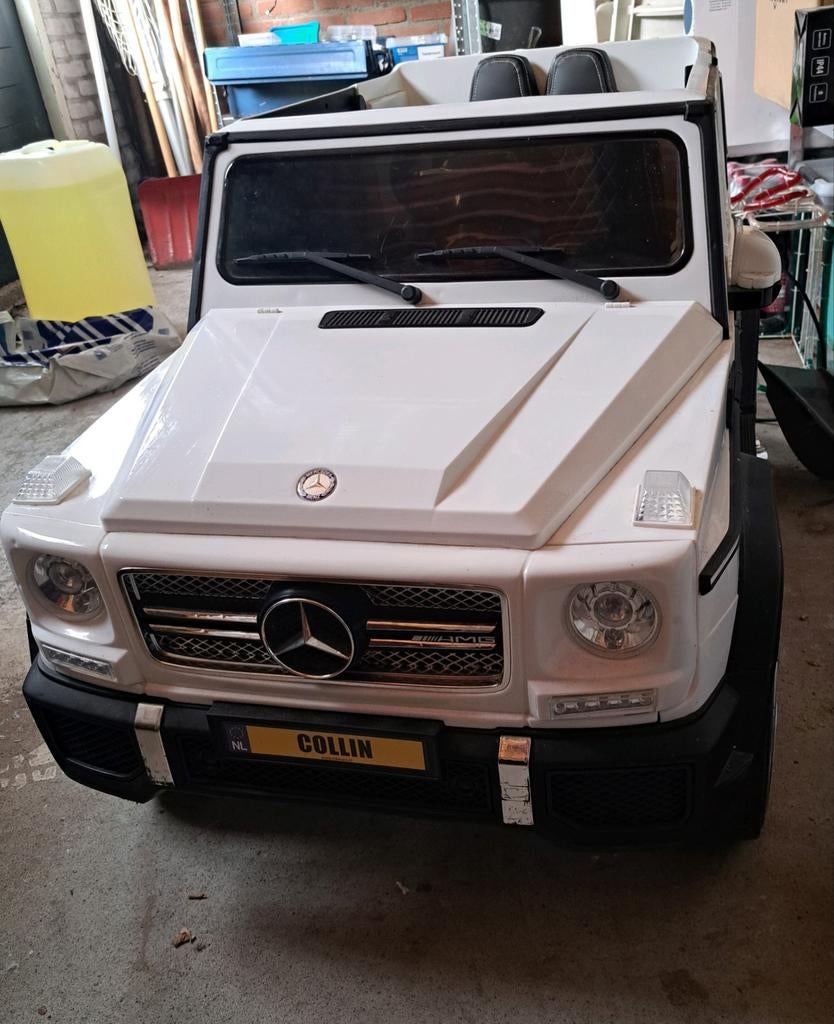 Elektrische kinderauto 2 persoons Mercedes wit, Kinderen en Baby's, Ophalen, Gebruikt