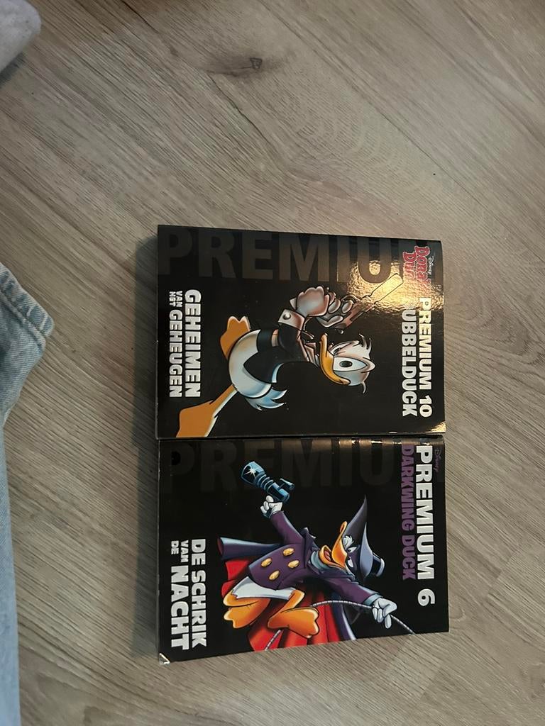2 donald duck premium pockets, Ophalen of Verzenden, Zo goed als nieuw