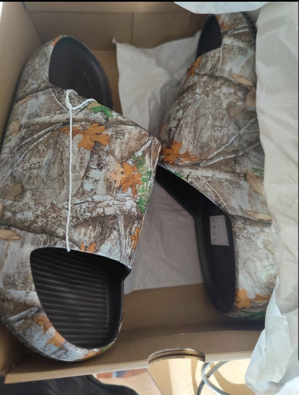 Nike Calm Slide - Realtree (Baroque Brown) 47 orgineel, Slippers, Bruin, Nieuw, Ophalen of Verzenden
