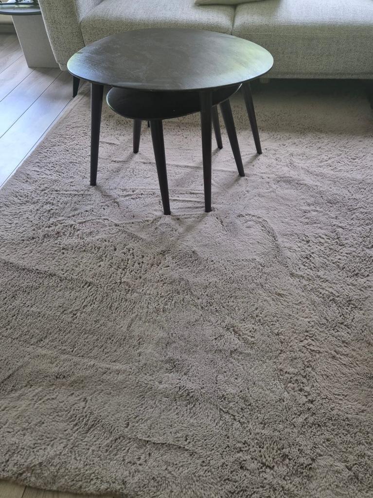 Vloerkleed/ tapijt Taupe, Ophalen, Zo goed als nieuw, Minder dan 10 m², Tapijt