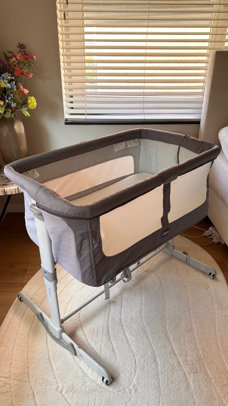 Chicco Next2Me Co-Sleeper + Bamboo Living Matras, Kinderen en Baby's, Babywiegjes en Ledikanten, Ophalen, Zo goed als nieuw, Ledikant