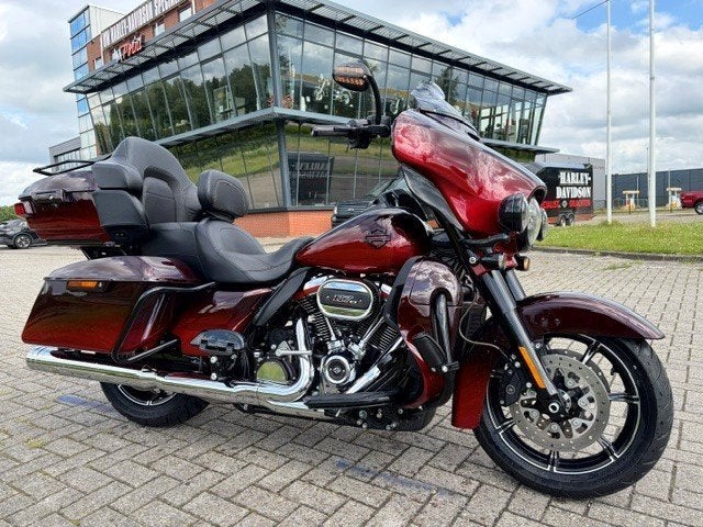 Harley-Davidson FLHTKSE CVO FLHX STREETGLIDE (bj 2018), Dopplerlaan 26
9207 HC  Drachten, NL, H-D Benelux B.V., Bedrijf, Info@m-point.frl