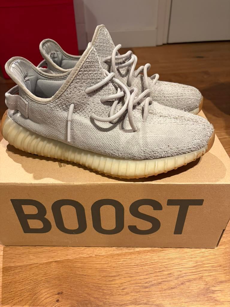 Yeezy boost 350 V2 Sesame, Kleding | Heren, Schoenen, Ophalen of Verzenden, Zo goed als nieuw