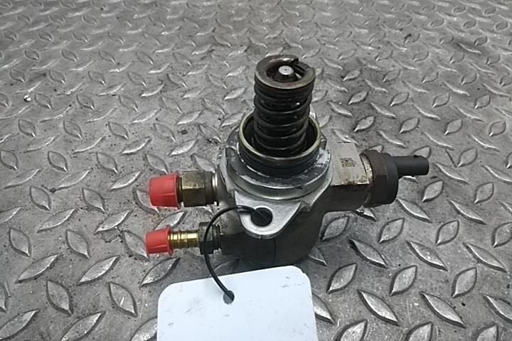 VOLKSWAGEN GOLF BRANDSTOF POMP VOOR DE INJECTOR 2011, Ophalen of Verzenden, Gebruikt, Stiba lid