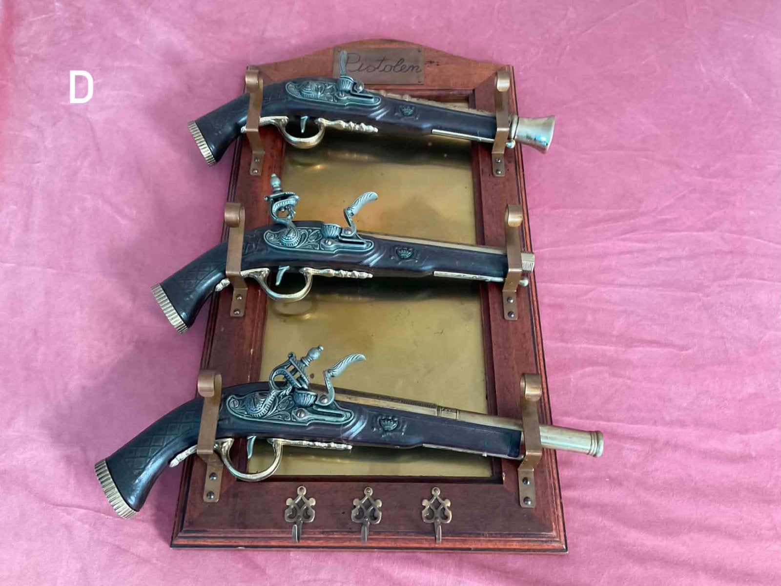 Antieke revolver en meters, Ophalen of Verzenden, Overige soorten, Overige gebieden, Overige typen