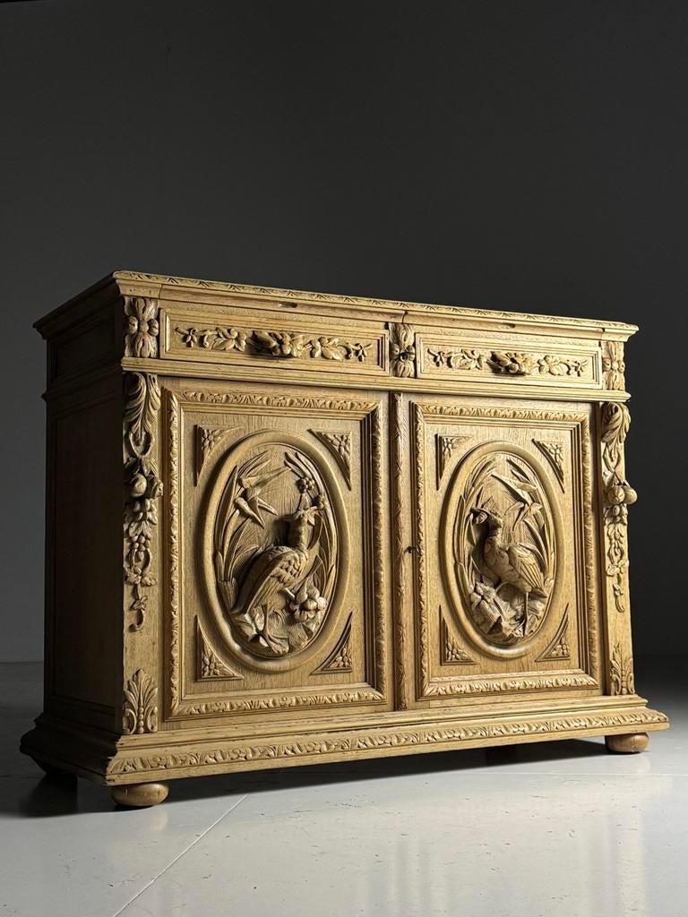Gestoken buffet eiken 19e eeuw, Ophalen