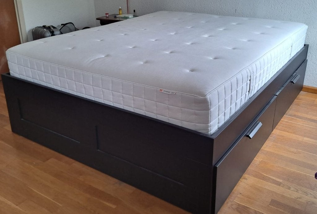 Tweepersoonsbed (IKEA) + middelhard matras (160 x 200 cm), Ophalen, Wit, Tweepersoons, Zo goed als nieuw