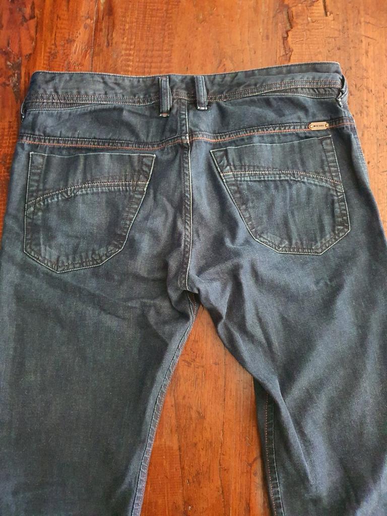 Diesel jeans. Maat 32/34. Iakop. Regular slim tapered., Kleding | Heren, Spijkerbroeken en Jeans, Ophalen of Verzenden, Zo goed als nieuw