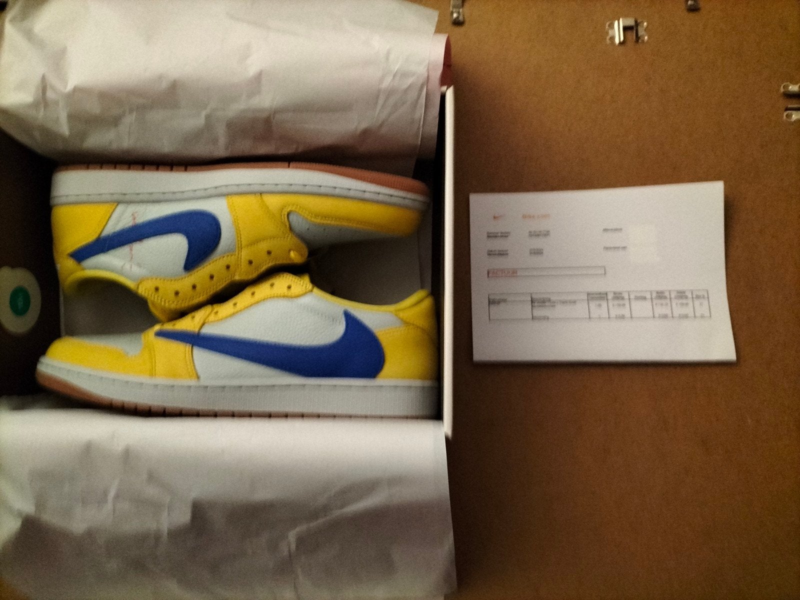 Nike air Jordan 1 retro low sp Travis Scott canary 46, Nieuw, Ophalen of Verzenden, Overige kleuren, Jordan x Travis scott