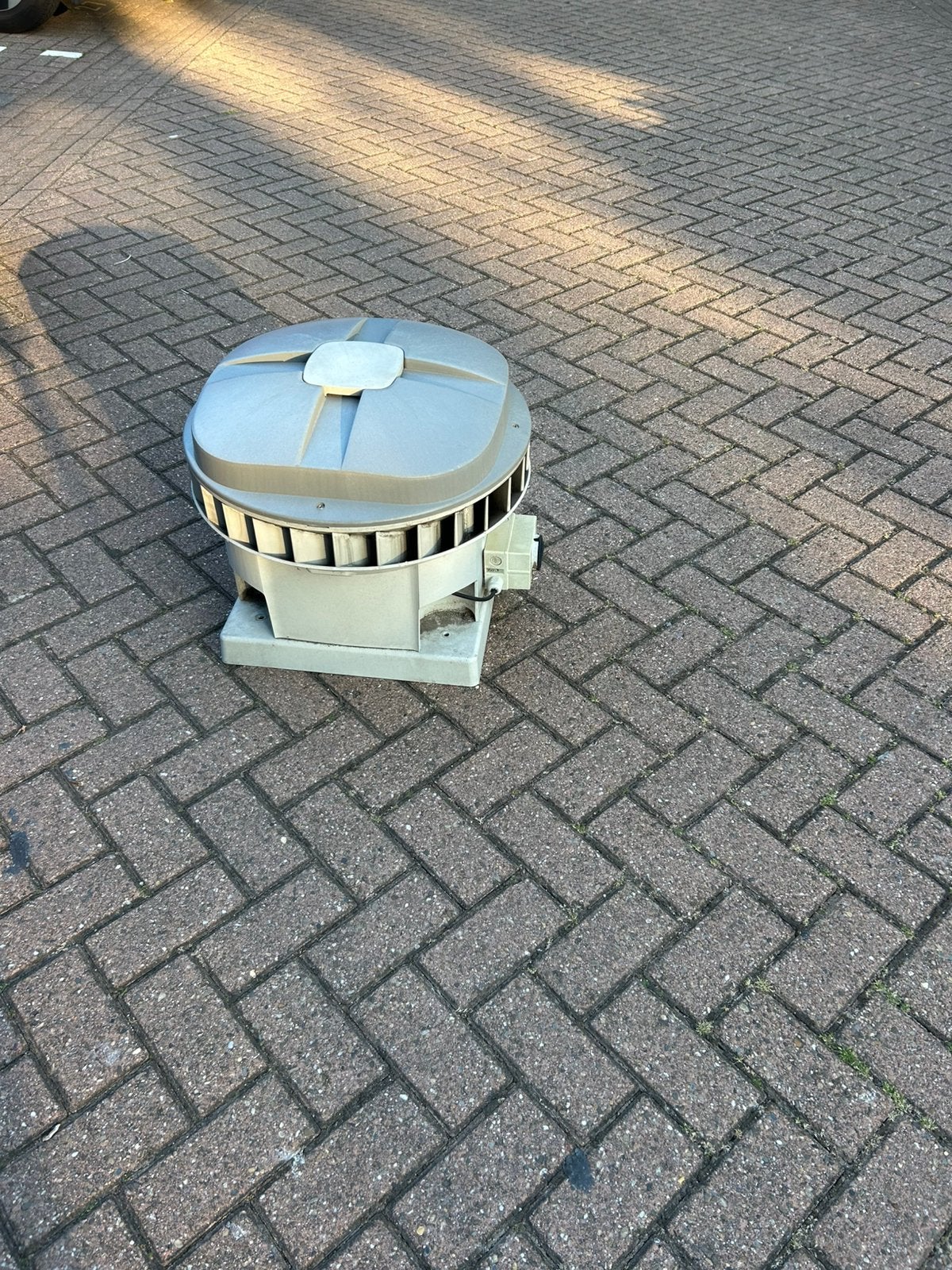 Dakventilator, Doe-het-zelf en Verbouw, Ventilatie en Afzuiging, Ophalen, Zo goed als nieuw, Afzuiger