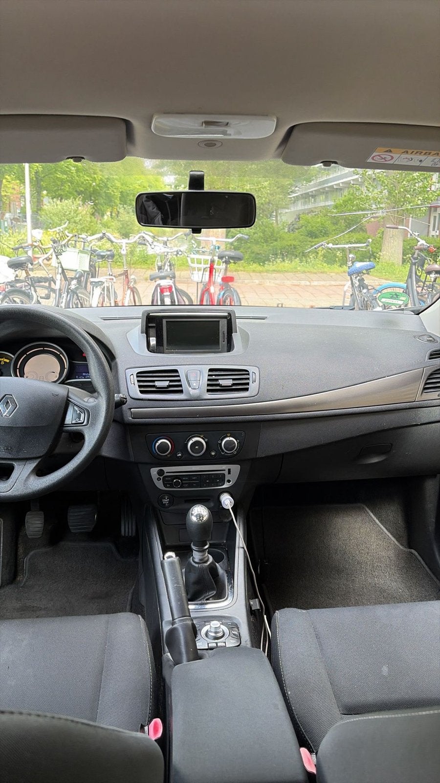 Renault Mégane 1.5 DCI 81KW HB 2014 Grijs. 231000 km, Auto's, 4 cilinders, Particulier, 125 €/maand, 29 km/l