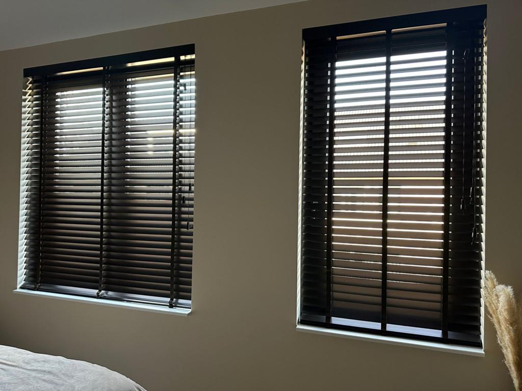 Houten jaloezie van lindehout met ladderband - Wenge 88x162, Ophalen, Bruin, 50 tot 100 cm, Zo goed als nieuw