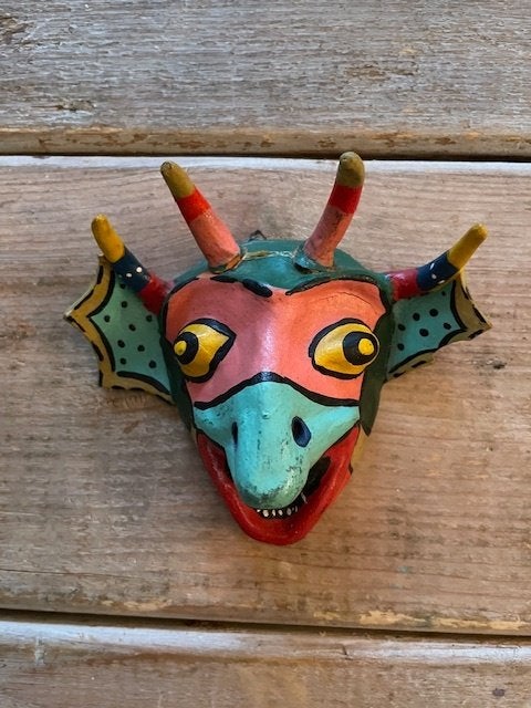 Vintage masker van gips. Venezuela. Dancing Devils of Yare., Ophalen
