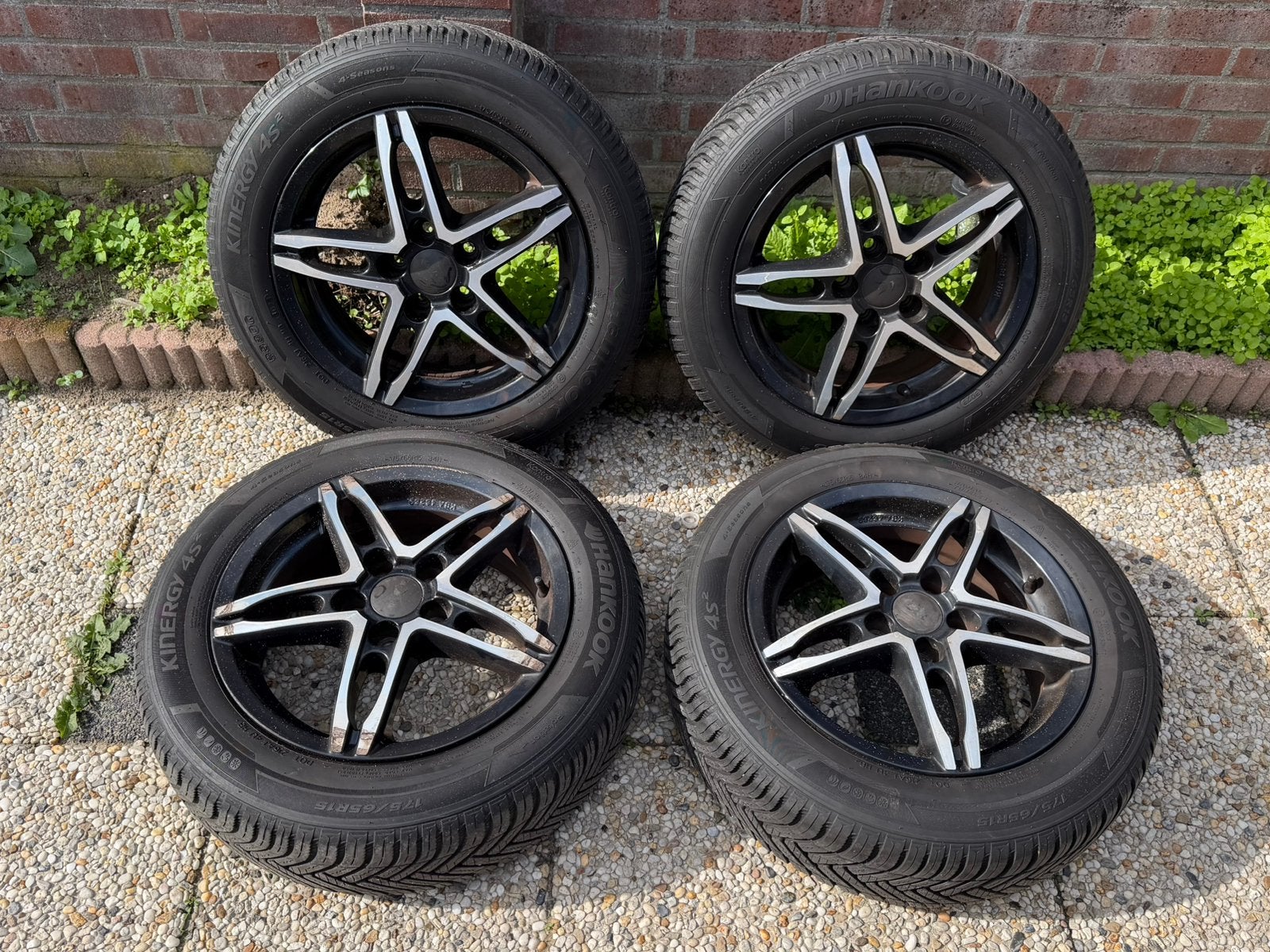 15” Alutec velgen met hankook banden polo ibiza fabia  5x100, Ophalen, Gebruikt, 15 inch, 175 mm