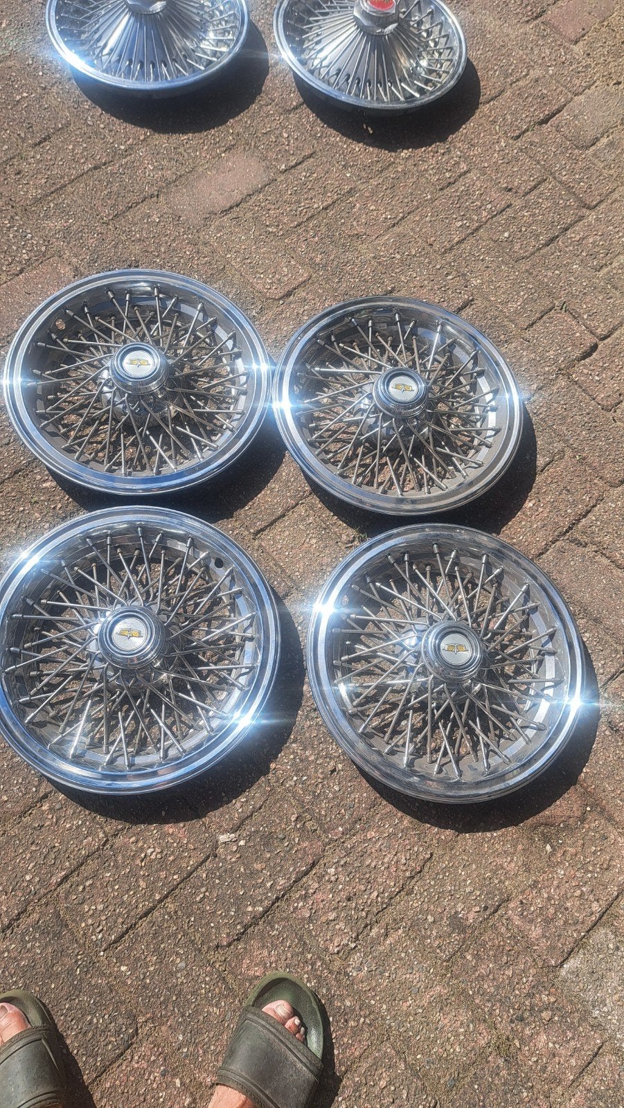 Spaakdoppen 2 sets chevy 14 inch en caprice 15 inch, Ophalen of Verzenden