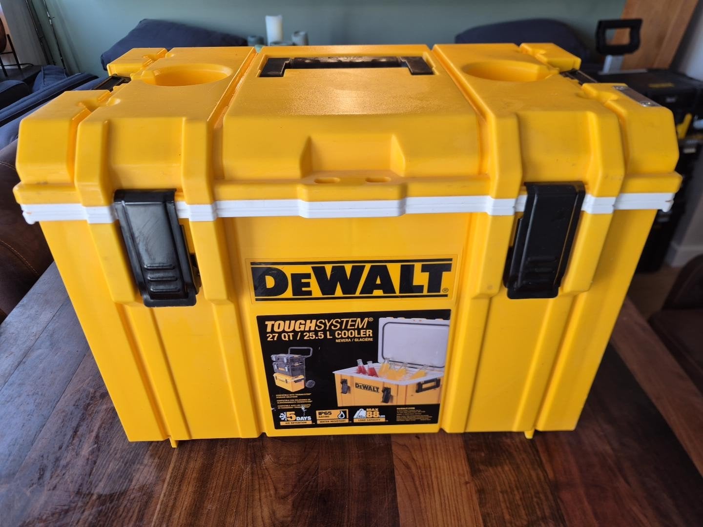 Nieuw! DeWalt Toughsystem 25.5L Koelbox - Stapelbaar, Ophalen, Nieuw