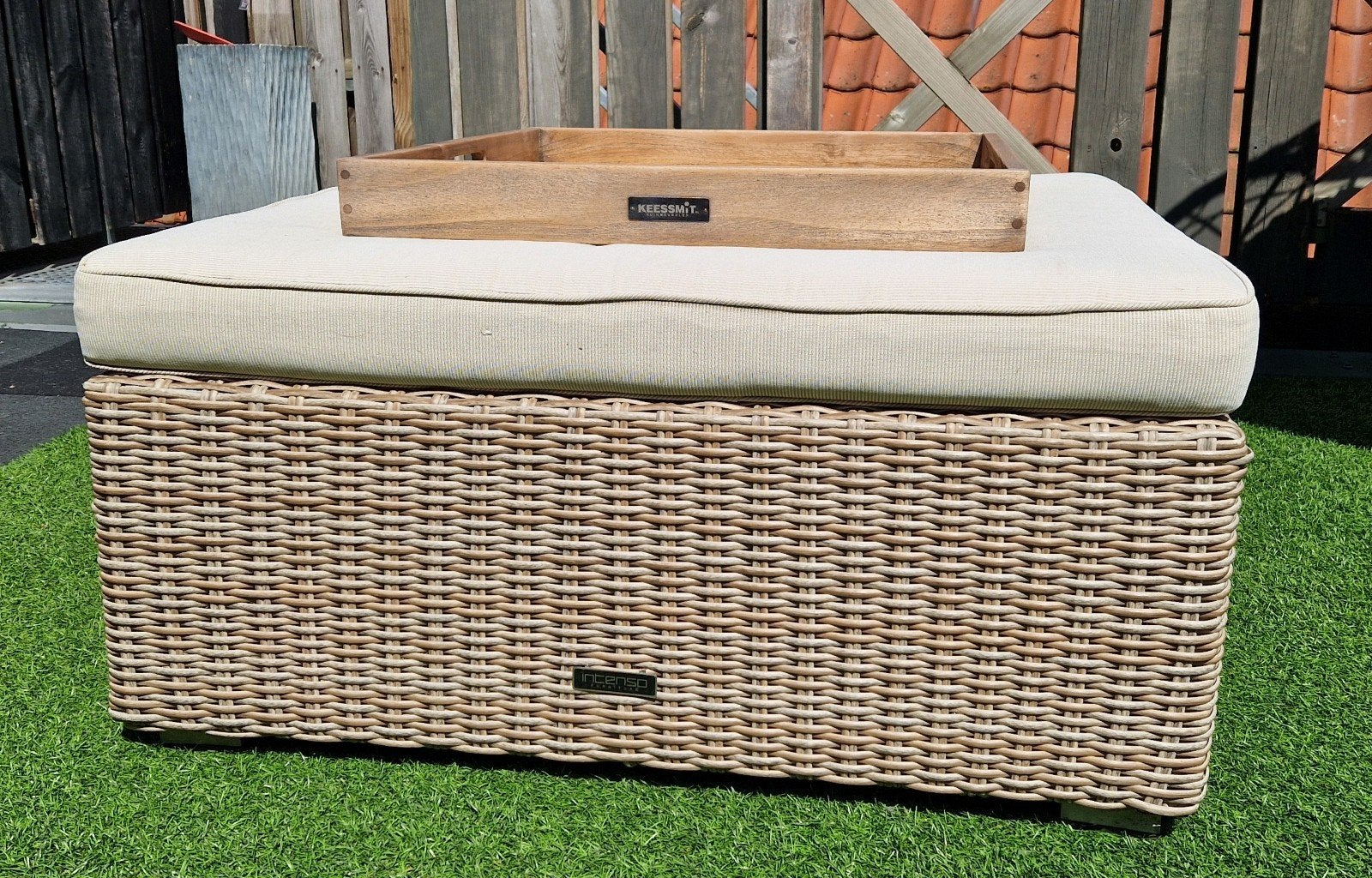 Buiten tafel Intenso, Ophalen