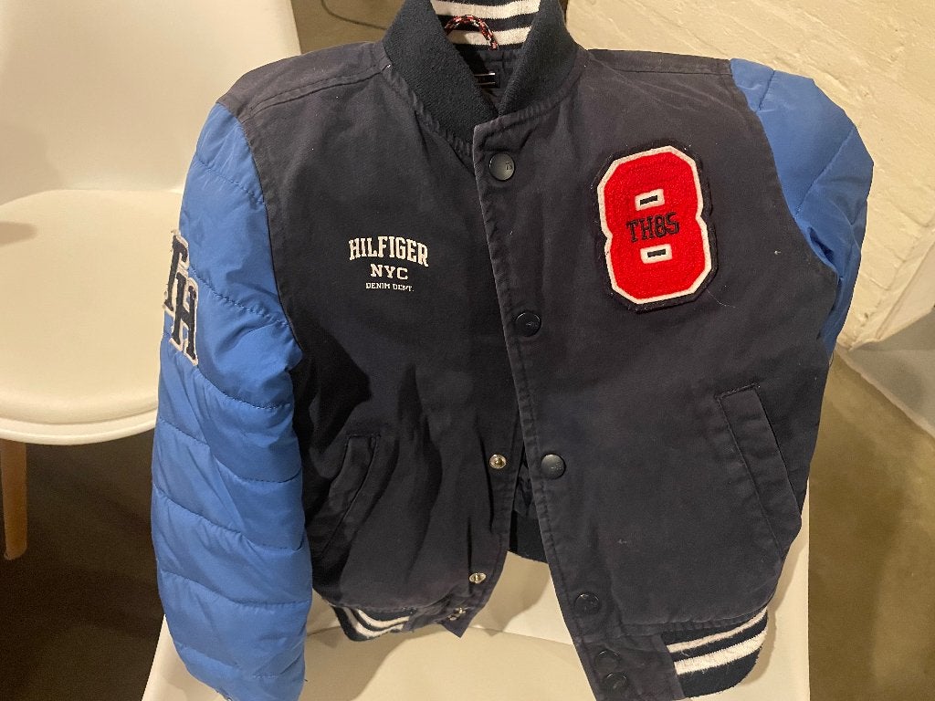 Jas tommy hilfiger 116, Gebruikt, Ophalen of Verzenden, Tommy Hilfiger, Jongen