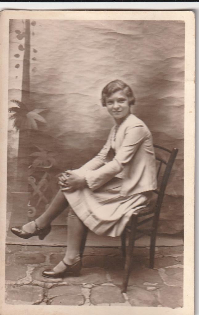fotokaart   dame, Verzenden, Voor 1940, Zo goed als nieuw, Klederdracht